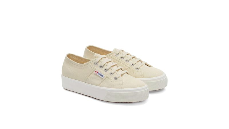 Beige supergas 2024